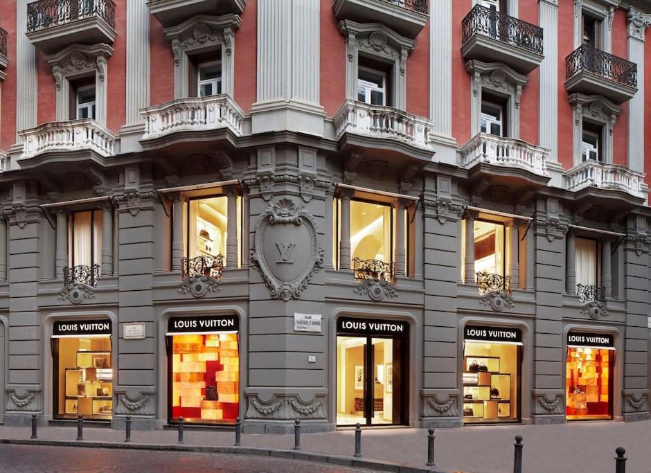 Casa Via Toledo. Centralissima E Vicina Al Porto Apartamento Nápoles Exterior foto