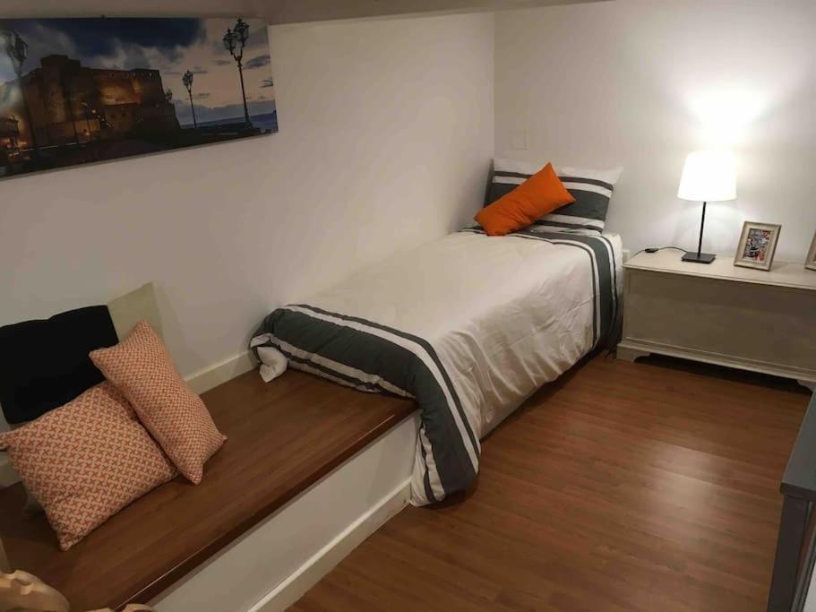 Casa Via Toledo. Centralissima E Vicina Al Porto Apartamento Nápoles Exterior foto