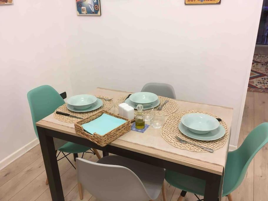 Casa Via Toledo. Centralissima E Vicina Al Porto Apartamento Nápoles Exterior foto
